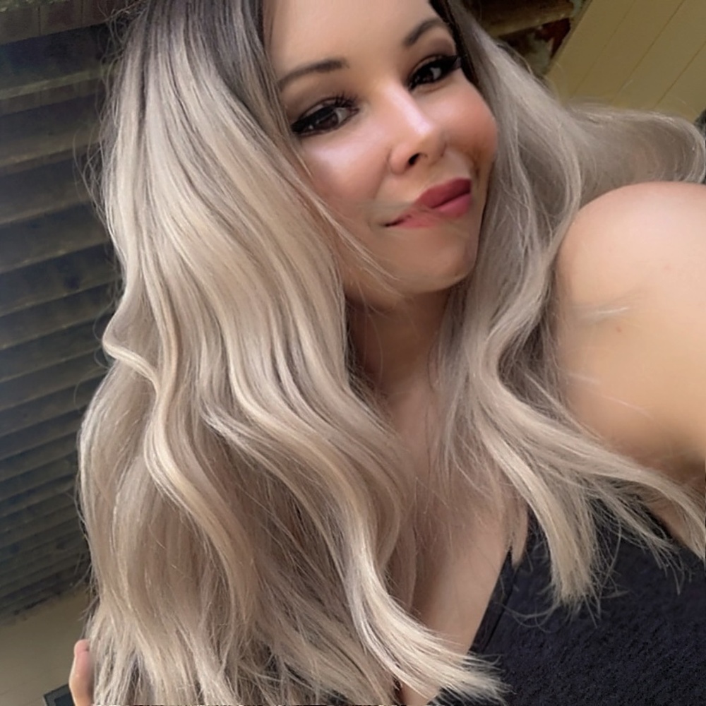 Meet your Posher, Ashley